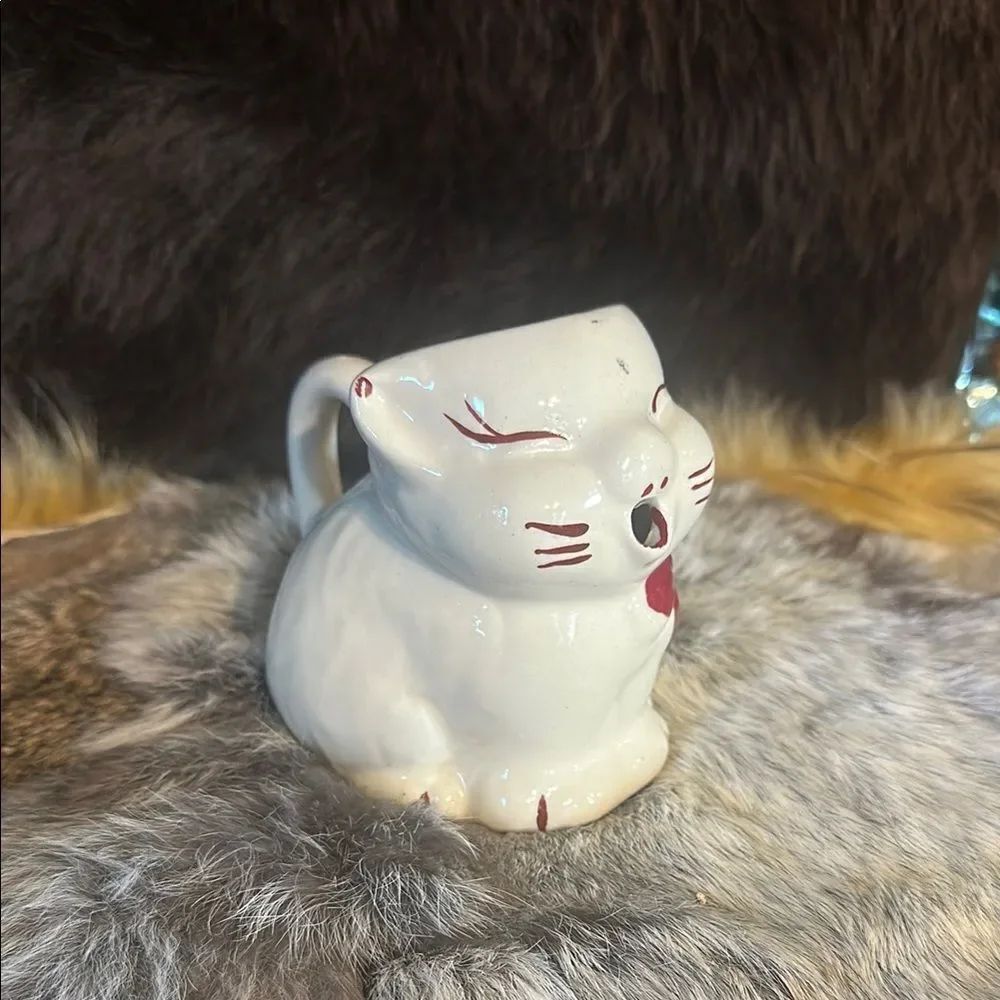 1940s vintage Puss in boots creamer (6033)